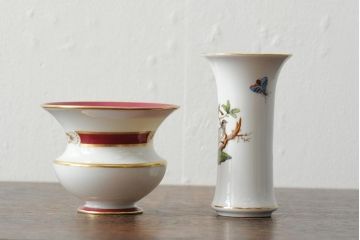 ハンガリー　HEREND(ヘレンド)　RO　ロスチャイルドバードと赤いラインが美しい花瓶2個セット(フラワーベース、西洋陶磁器)(R-043546)