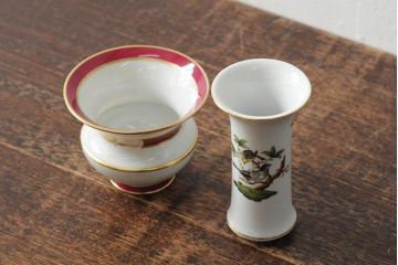 ハンガリー　HEREND(ヘレンド)　RO　ロスチャイルドバードと赤いラインが美しい花瓶2個セット(フラワーベース、西洋陶磁器)(R-043546)