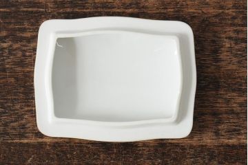 ハンガリー　HEREND(ヘレンド)　エレガントで高貴な印象の脚付き小物入れ(ジュエリーボックス、西洋陶磁器)(R-043549)