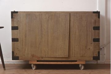 和製アンティーク　昭和初期　桐材　モダンな雰囲気の箪笥ローボード(引き出し、和タンス、ローチェスト、桐箪笥、桐たんす)(R-043552)