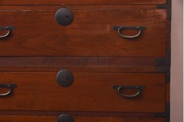 アンティーク家具　和製　大正昭和初期　前面ヒノキ材　味わい深い趣漂う重ね箪笥(和箪笥、衣装箪笥)(R-043558)