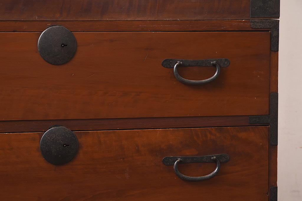 アンティーク家具　和製　大正昭和初期　前面ヒノキ材　味わい深い趣漂う重ね箪笥(和箪笥、衣装箪笥)(R-043558)