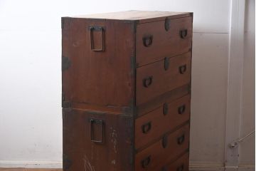 アンティーク家具　和製　大正昭和初期　前面ヒノキ材　味わい深い趣漂う重ね箪笥(和箪笥、衣装箪笥)(R-043558)