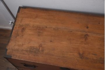 アンティーク家具　和製　大正昭和初期　前面ヒノキ材　味わい深い趣漂う重ね箪笥(和箪笥、衣装箪笥)(R-043558)