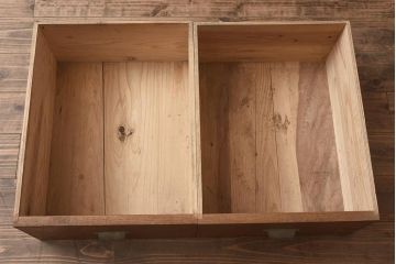 アンティーク家具　和製アンティーク　大正昭和初期　ヒノキ材　ダイヤガラスがレトロ!両面引き戸のガラス戸棚(収納棚、キャビネット)(R-043560)