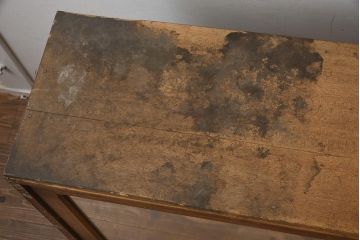 レトロ家具　昭和レトロ　昭和中期　珍しいデザインが目を惹く古い商店の陳列棚(ショーケース、ガラスケース、キャビネット)(R-043567)