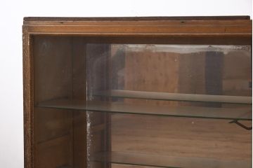 レトロ家具　昭和レトロ　昭和中期　珍しいデザインが目を惹く古い商店の陳列棚(ショーケース、ガラスケース、キャビネット)(R-043567)