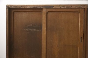レトロ家具　昭和レトロ　昭和中期　珍しいデザインが目を惹く古い商店の陳列棚(ショーケース、ガラスケース、キャビネット)(R-043567)