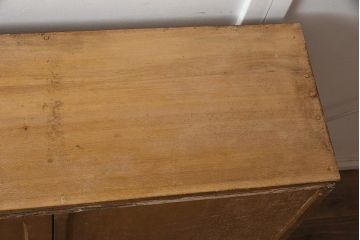 レトロ家具　昭和レトロ　昭和中期　珍しいデザインが目を惹く古い商店の陳列棚(ショーケース、ガラスケース、キャビネット)(R-043567)