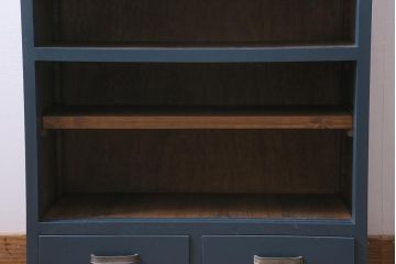 レトロ家具　引き出し付き　メンズライクのお部屋にもおすすめなペイントキャビネット(収納棚、戸棚)(R-043570)