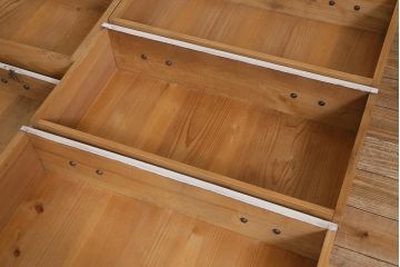 レトロ家具　フレンチカラーがかわいらしいペイントチェスト(引き出し、タンス)(R-043571)