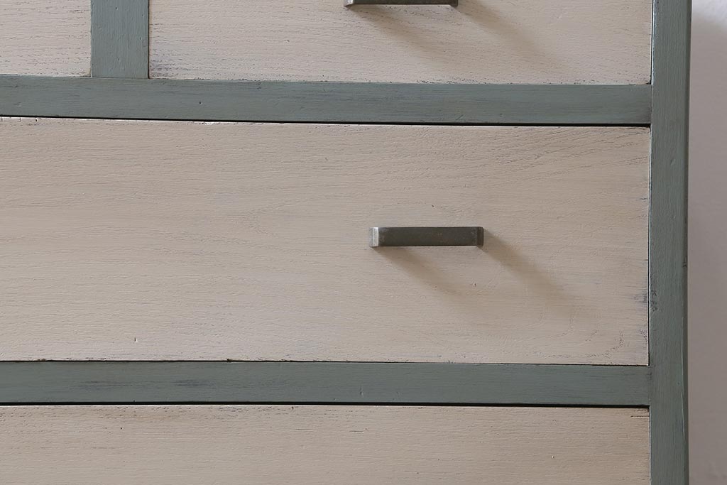レトロ家具　フレンチカラーがかわいらしいペイントチェスト(引き出し、タンス)(R-043571)