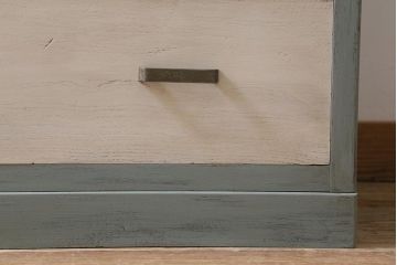 レトロ家具　フレンチカラーがかわいらしいペイントチェスト(引き出し、タンス)(R-043571)