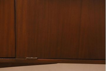 ヴィンテージ家具　北欧ビンテージ　チーク材　レトロテイストのサイドボード(リビングボード)(R-043572)