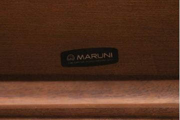 ビンテージ家具　オールドマルニ　maruni(マルニ木工)　棚付き　アンティーク家具とも馴染む木製のサイドテーブル(花台)(R-043574)