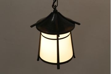 アンティーク照明　風情あふれる佇まいが魅力的な吊り灯籠(灯篭、天井照明、吊り下げ照明)(R-043582)