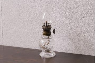 ヴィンテージ雑貨　レトロ　ガラスタンクがかわいいミニランプ(豆ランプ、オイルランプ、ビンテージ)(R-043584)