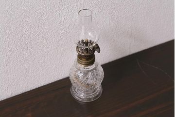 ヴィンテージ雑貨　レトロ　ガラスタンクがかわいいミニランプ(豆ランプ、オイルランプ、ビンテージ)(R-043584)