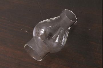 ヴィンテージ雑貨　レトロ　ガラスタンクがかわいいミニランプ(豆ランプ、オイルランプ、ビンテージ)(R-043584)