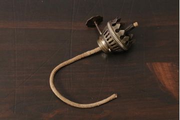 ヴィンテージ雑貨　レトロ　ガラスタンクがかわいいミニランプ(豆ランプ、オイルランプ、ビンテージ)(R-043584)