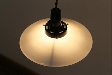 アンティーク照明　戦前　和製アンティーク　レトロな佇まいが趣き溢れる平笠ペンダントライト(天井照明、吊り下げ照明、電笠)(R-043587)