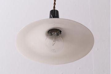 アンティーク照明　戦前　和製アンティーク　レトロな佇まいが趣き溢れる平笠ペンダントライト(天井照明、吊り下げ照明、電笠)(R-043587)
