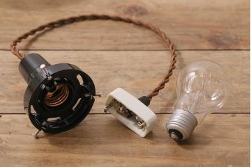 アンティーク照明　戦前　和製アンティーク　レトロな佇まいが趣き溢れる平笠ペンダントライト(天井照明、吊り下げ照明、電笠)(R-043587)