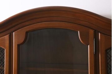 中古　DREXEL HERITAGE(ドレクセルヘリテイジ)　Touraine(ツーレイン)　チャイナキャビネット(食器棚、飾り棚)(定価約92万円)(R-043591)