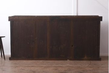 アンティーク家具　和製アンティーク　六尺　堅牢な雰囲気が和の空間を高める水屋箪笥サイドボード(テレビ台、収納棚、戸棚、キャビネット)(R-043594)