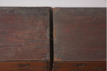 アンティーク家具　明治期　前面ケヤキ材　古い質感が味わい深い重ね箪笥(引き出し、衣装箪笥)(R-043600)