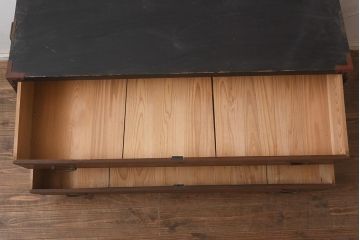 アンティーク家具　明治大正期　引き出し7杯　モダンなデザインが魅力の箪笥ローチェスト(引き出し、和タンス、時代箪笥)(R-043603)