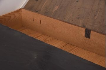 アンティーク家具　明治大正期　引き出し7杯　モダンなデザインが魅力の箪笥ローチェスト(引き出し、和タンス、時代箪笥)(R-043603)