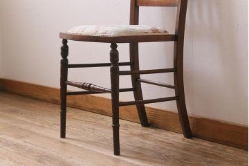 アンティーク家具　フランスアンティーク　ウォールナット材　象嵌入りの上品なチェア(椅子)(R-043605)