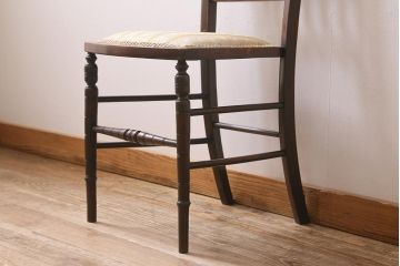 アンティーク家具　フランスアンティーク　ウォールナット材　象嵌入りの上品なチェア(椅子)(R-043606)