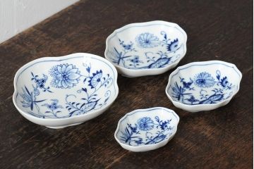 中古　MEISSEN(マイセン)　ブルーオニオン　ディッシュ4点セット(プレート、小皿、洋食器)(R-043610)