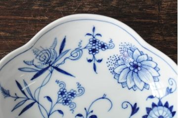 中古　MEISSEN(マイセン)　ブルーオニオン　ディッシュ4点セット(プレート、小皿、洋食器)(R-043610)