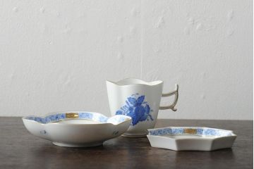 ハンガリー　HEREND(ヘレンド)　ハンドペイント　アポニー・ブルー　カップとプレート3点セット(小皿、ディッシュ、洋食器)(R-043611)