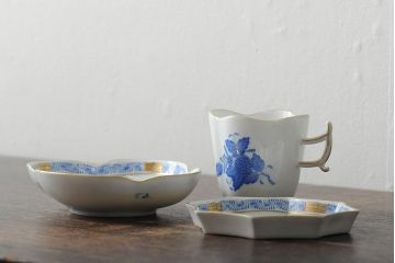 ハンガリー　HEREND(ヘレンド)　ハンドペイント　アポニー・ブルー　カップとプレート3点セット(小皿、ディッシュ、洋食器)(R-043611)