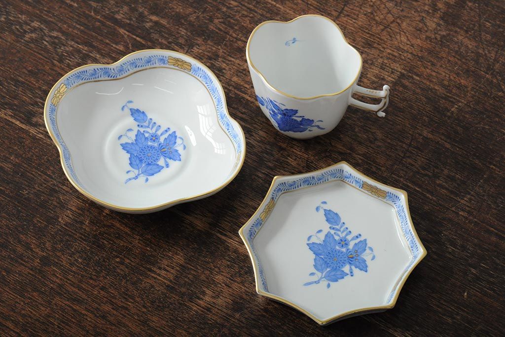 ハンガリー　HEREND(ヘレンド)　ハンドペイント　アポニー・ブルー　カップとプレート3点セット(小皿、ディッシュ、洋食器)(R-043611)