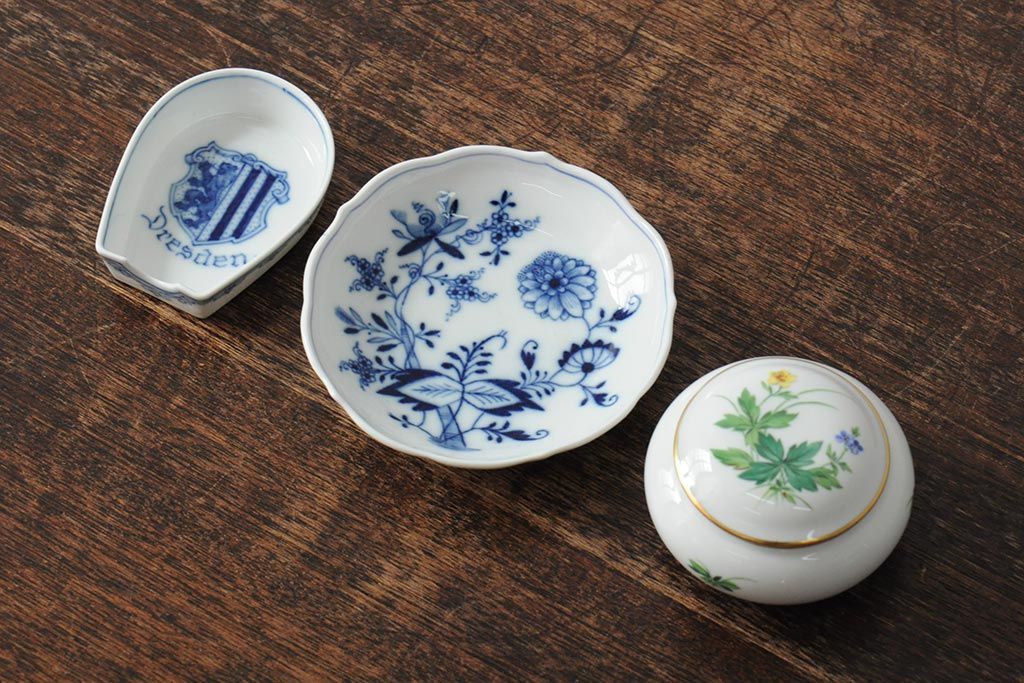 Y2436-3 マイセン アンティーク ブルーオニオン 深平皿 直径25㎝　の Y2436-3 マイセン アンティーク ブルーオニオン 深平皿 直径25