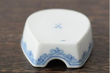 アンティーク雑貨　MEISSEN(マイセン)　ブルーオニオン　Dresden　プレートと小物入れ3点セット(洋食器、小皿、シュガーポット、蓋付)(R-043612)