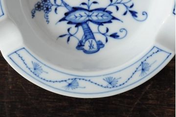 MEISSEN(マイセン)　ブルーオニオンとベーシックフラワーのアッシュトレイ2枚セット(灰皿、西洋陶磁器)(R043615)