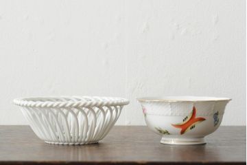 ハンガリー　HEREND(ヘレンド)　ウィーンの薔薇(VRH)・バスケット　フルーツ&フラワー(FRN)・スモールボウル(小物入れ、カップ、小鉢、洋食器)(R-043619)