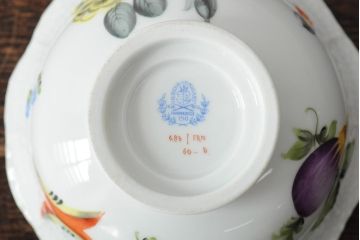 ハンガリー　HEREND(ヘレンド)　ウィーンの薔薇(VRH)・バスケット　フルーツ&フラワー(FRN)・スモールボウル(小物入れ、カップ、小鉢、洋食器)(R-043619)