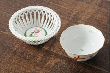 ハンガリー　HEREND(ヘレンド)　ウィーンの薔薇(VRH)・バスケット　フルーツ&フラワー(FRN)・スモールボウル(小物入れ、カップ、小鉢、洋食器)(R-043619)