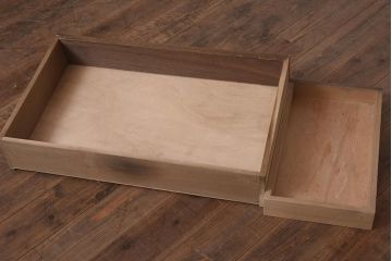 ビンテージ家具　シンプルでモダンな佇まいのドレッシングチェスト(ドレッサー、ミラー、鏡台)(R-043641)