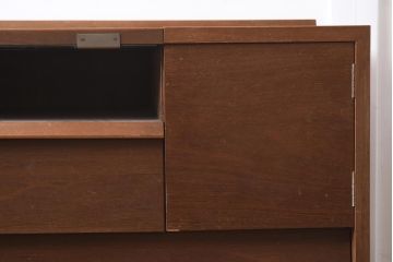 ビンテージ家具　シンプルでモダンな佇まいのドレッシングチェスト(ドレッサー、ミラー、鏡台)(R-043641)