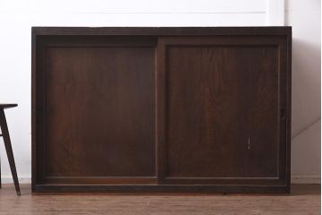 アンティーク家具　大正昭和初期　シンプルなデザインが魅力の戸棚(収納棚)(R-043642)