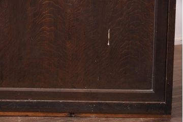 アンティーク家具　大正昭和初期　シンプルなデザインが魅力の戸棚(収納棚)(R-043642)