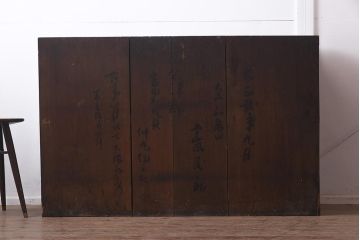 アンティーク家具　大正昭和初期　シンプルなデザインが魅力の戸棚(収納棚)(R-043642)